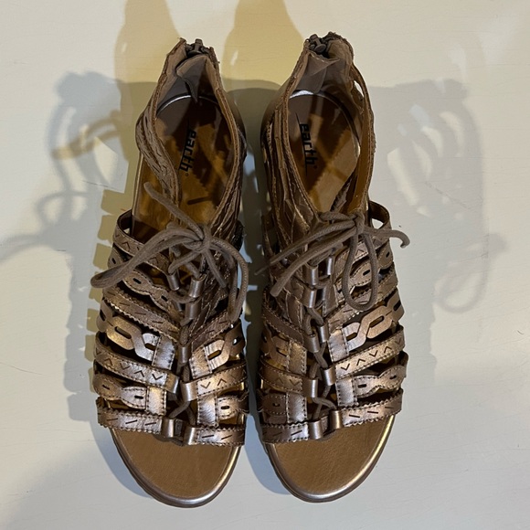 Earth Lace up Gladiator Sandals - Picture 5 of 9